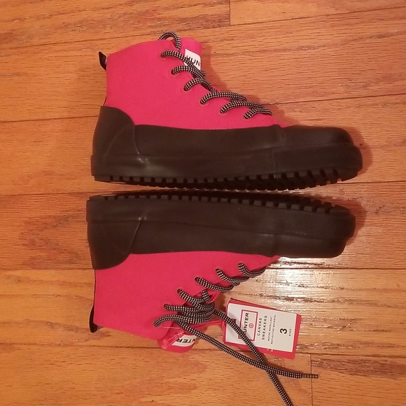 Hunter Shoes In A Size 3 (Big Kid) BNWT! - Picture 2 of 7